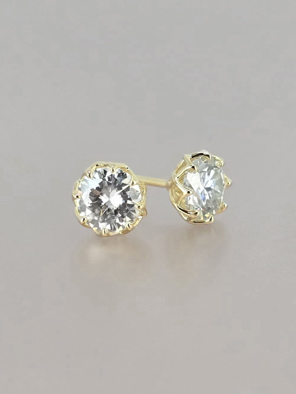 14k Gold-Filled 2.0tcw Moissanite Stud Earrings